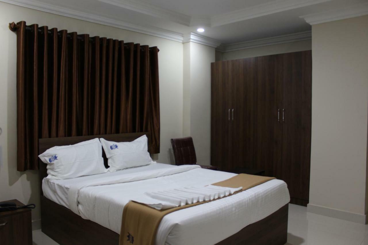 Royal Star Hotels Bengaluru Zewnętrze zdjęcie